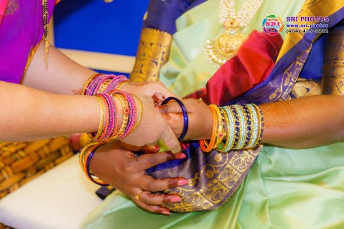 Saranya Photo