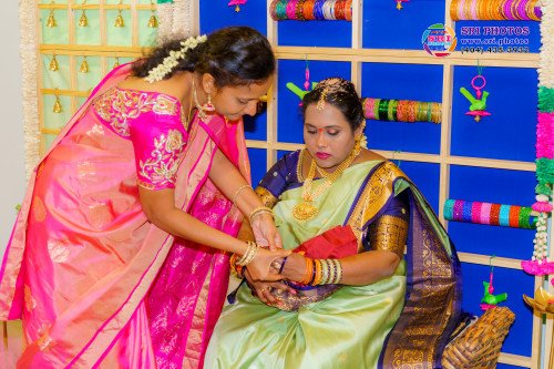 Saranya Photo