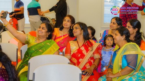 Saranya Photo